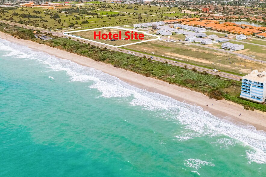 A1A, Satellite Beach, FL à vendre - Aérien - Image 2 de 3