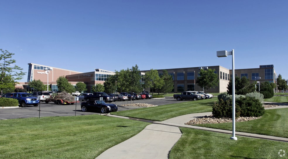 378-389 Disc Dr, Longmont, CO for lease - Building Photo - Image 2 of 5