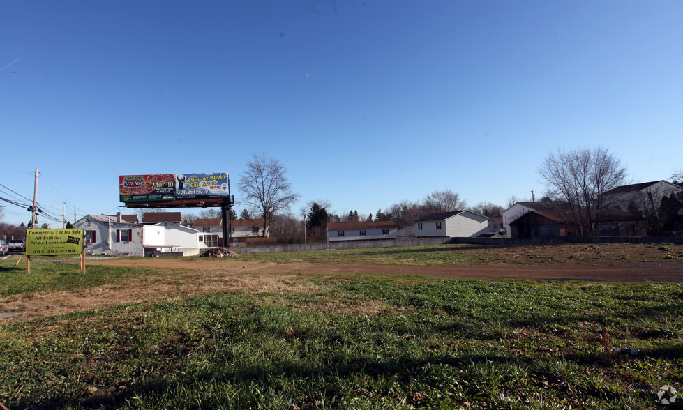 902 E Moler Ave, Martinsburg, WV for sale - Primary Photo - Image 1 of 1