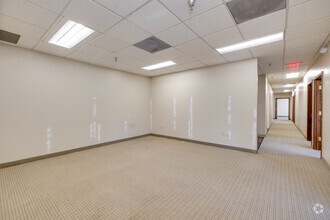 4645-4647 N 32nd St, Phoenix, AZ for lease Interior Photo- Image 2 of 12