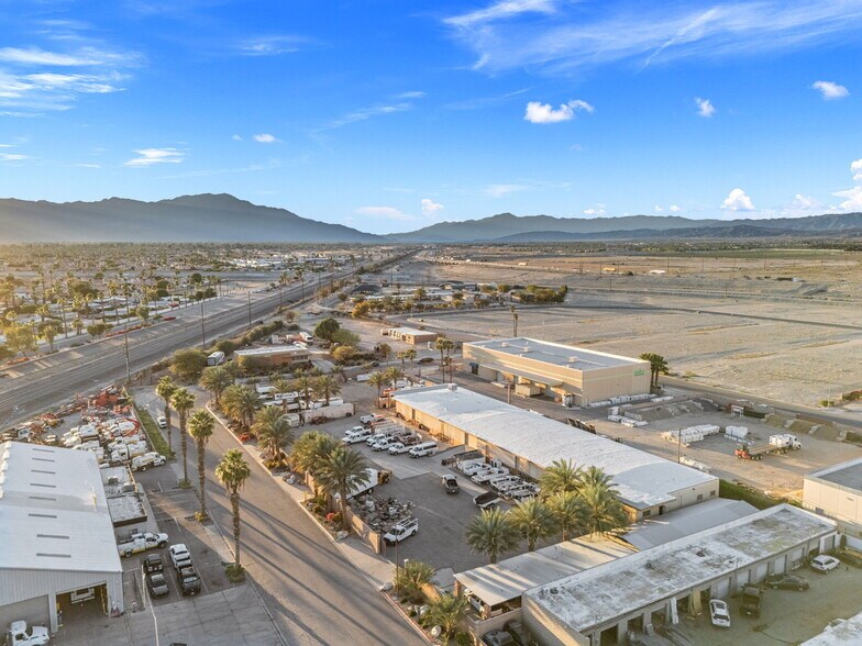 81500 Industrial Pl, Indio, CA à vendre - Photo du bâtiment - Image 3 de 42