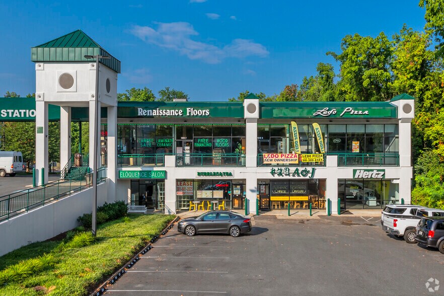 1319-1321 Rockville Pike, Rockville, MD à louer - Photo du bâtiment - Image 2 de 5