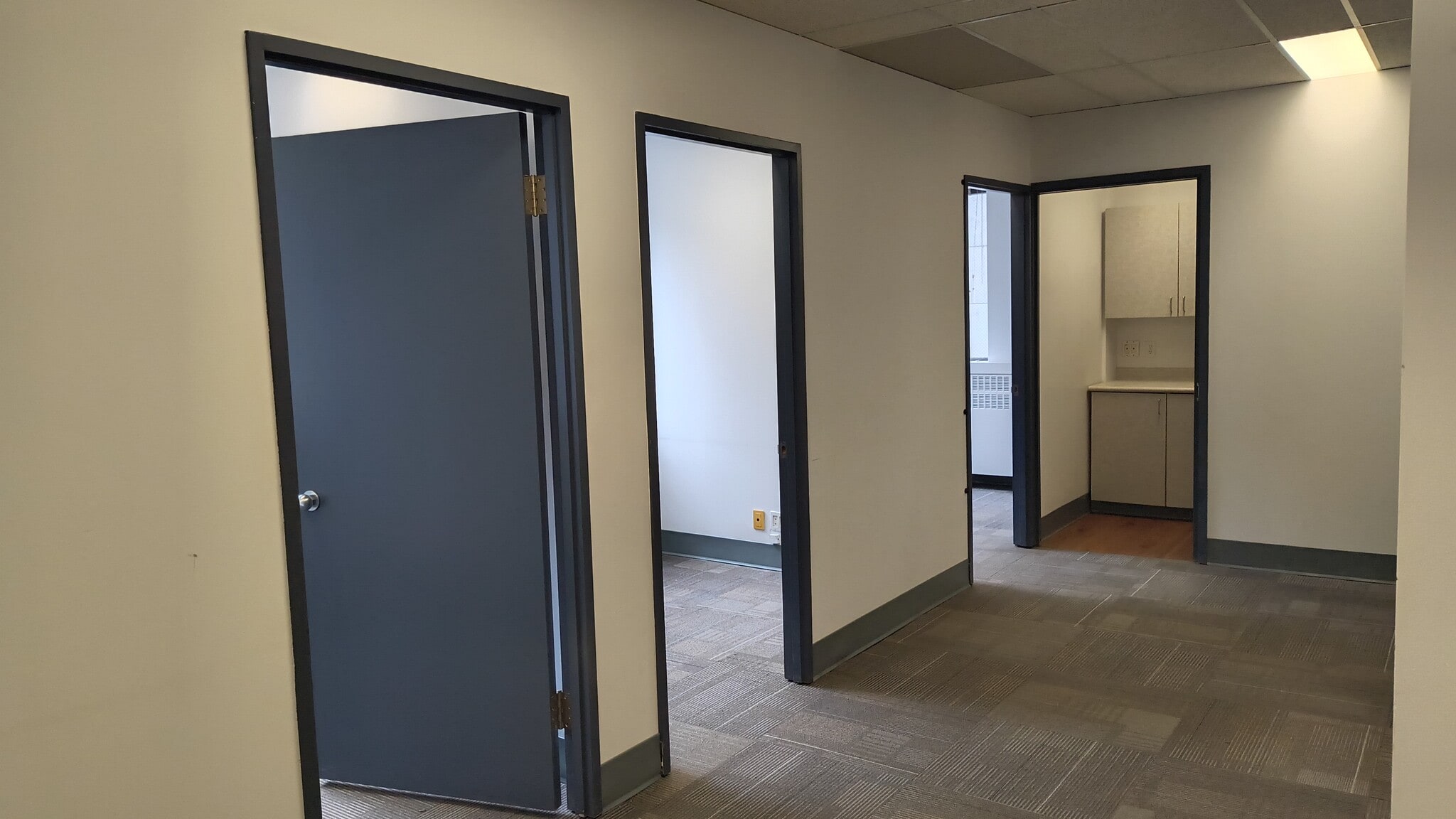 409 Granville St, Vancouver, BC for lease Interior Photo- Image 1 of 3