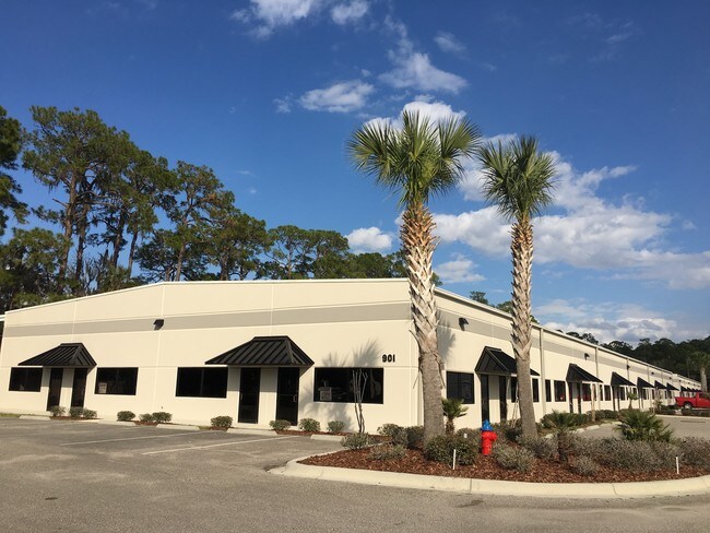 More details for 901 S Charles Richard Beall Blvd, DeBary, FL - Industrial for Lease