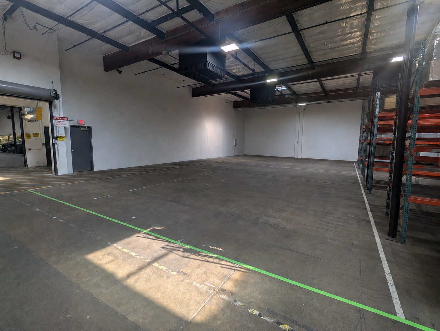 3901 SE Naef Rd, Portland, OR for lease Interior Photo- Image 1 of 7