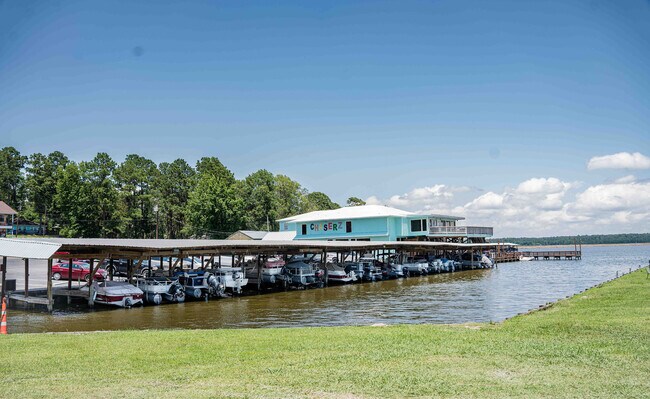 More details for 371 Navaho Trl, Onalaska, TX - Hospitality for Sale