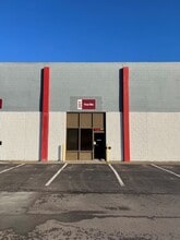 4200 1st Ave, Nitro, WV à louer Photo du bâtiment- Image 2 de 25