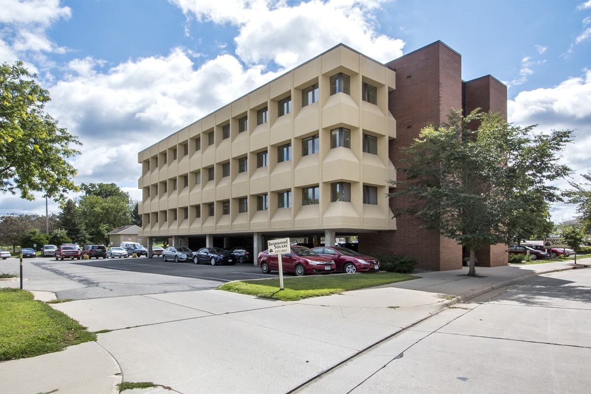 300 3rd Ave SE, Rochester, MN for lease Building Photo- Image 1 of 24