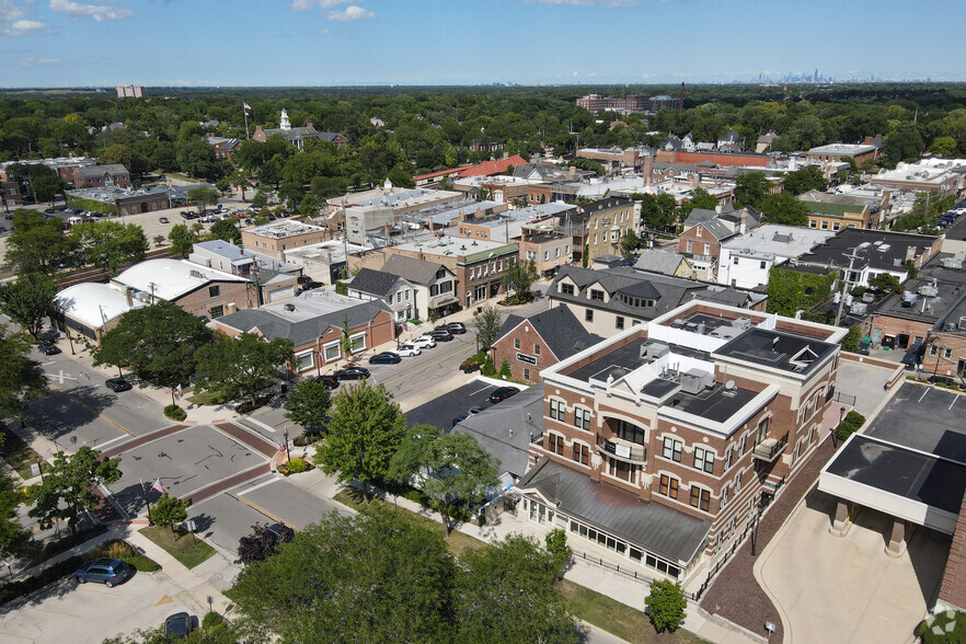 111 S Lincoln St, Hinsdale, IL for lease - Aerial - Image 2 of 2