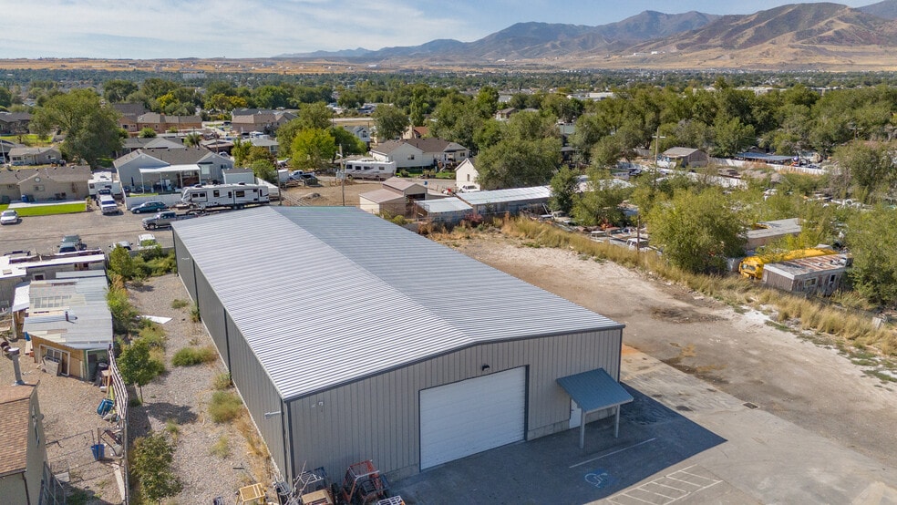 7079 W Gates Ave, West Valley City, UT for sale - Building Photo - Image 2 of 6
