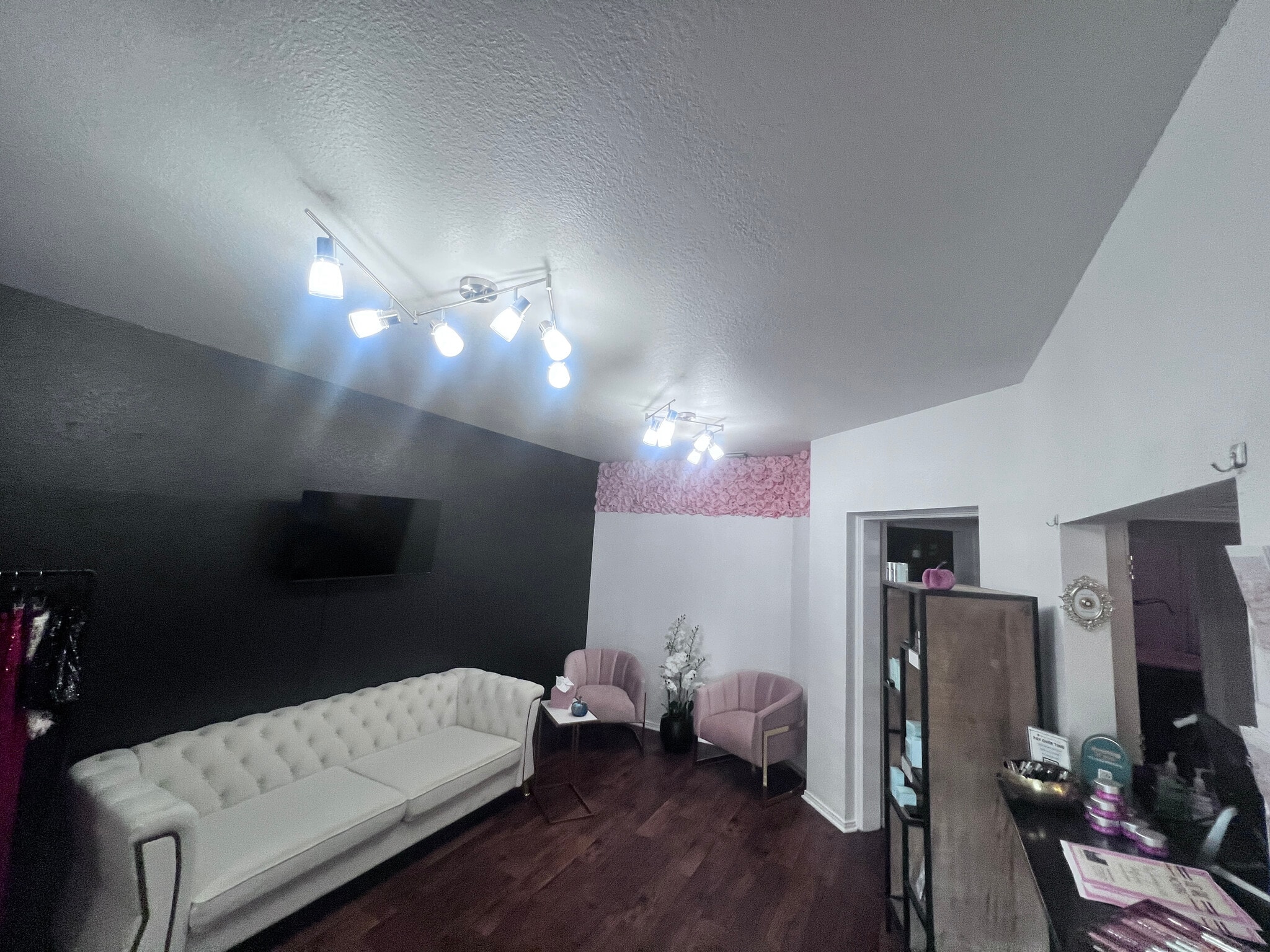 2111 Dickson Dr, Austin, TX à louer Photo intérieure- Image 1 de 4