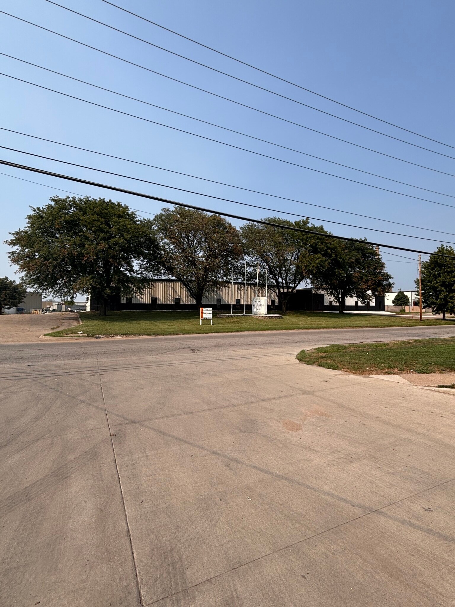 1800 Hull Ave, Des Moines, IA à louer Photo intérieure- Image 1 de 9