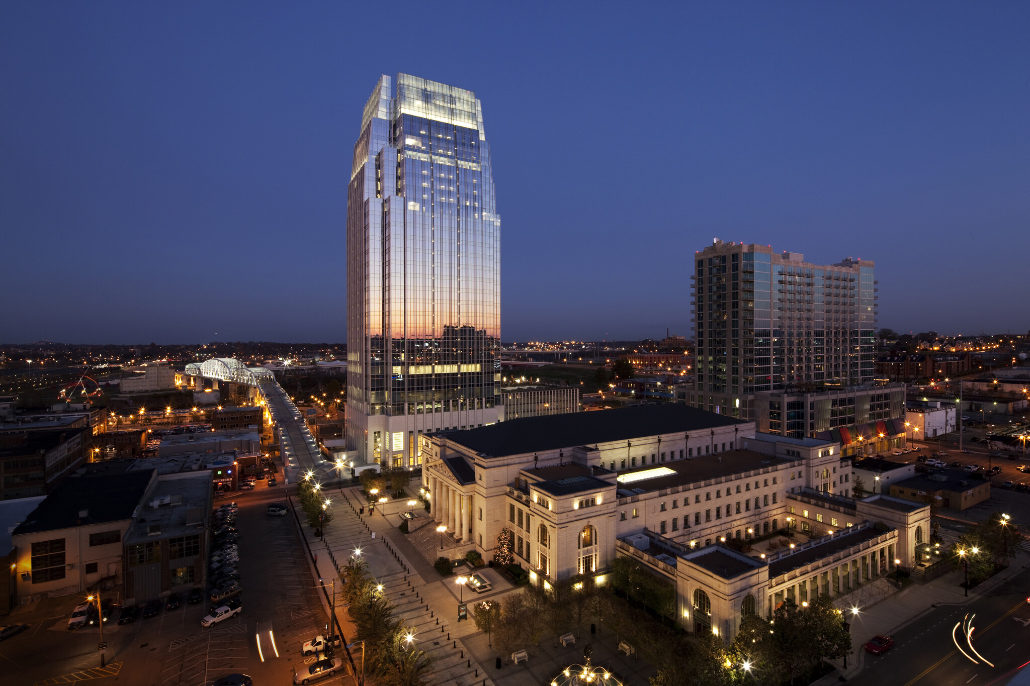 150 3rd Ave S, Nashville, TN for sale Building Photo- Image 1 of 1