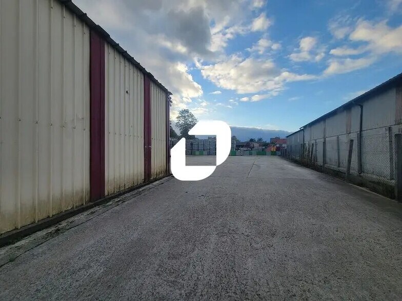 Flex dans Wissous à louer - Photo du bâtiment - Image 3 de 14