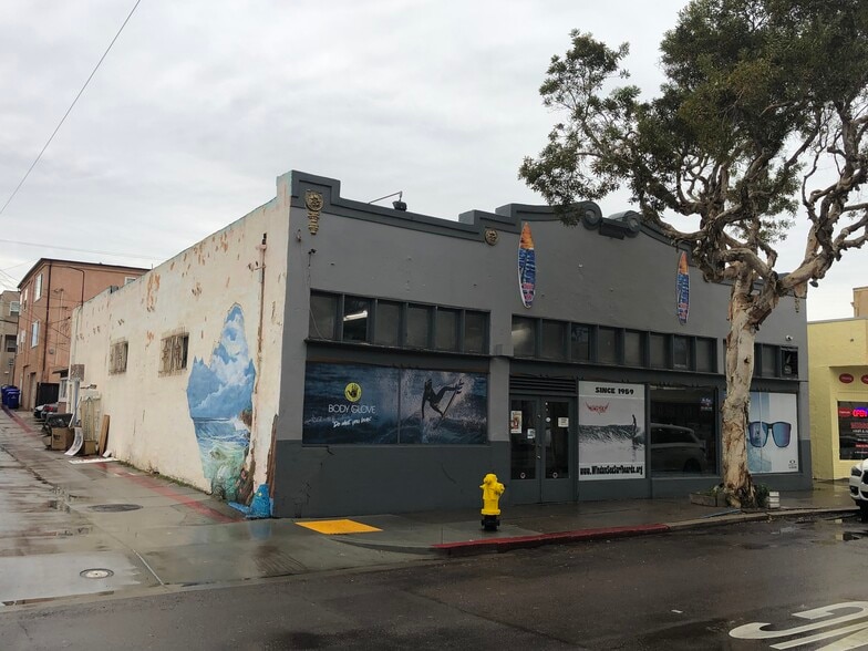 3780 Mission Blvd, San Diego, CA à louer - Photo du bâtiment - Image 2 de 17