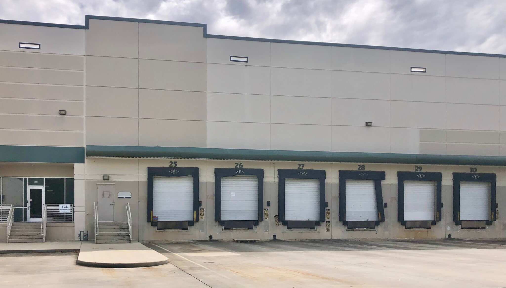 1630 Satellite Blvd, Duluth, GA for lease Building Photo- Image 1 of 3