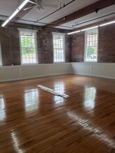 95 Mill St, Springfield, MA for lease Interior Photo- Image 2 of 4