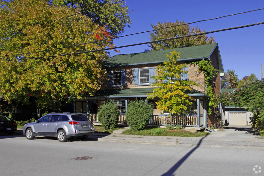 202 Main St, Schomberg, ON for lease - Primary Photo - Image 1 of 2