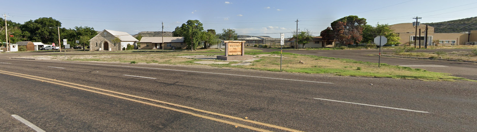 TX-290 Hwy, Sheffield, TX à vendre - Photo principale - Image 1 de 2