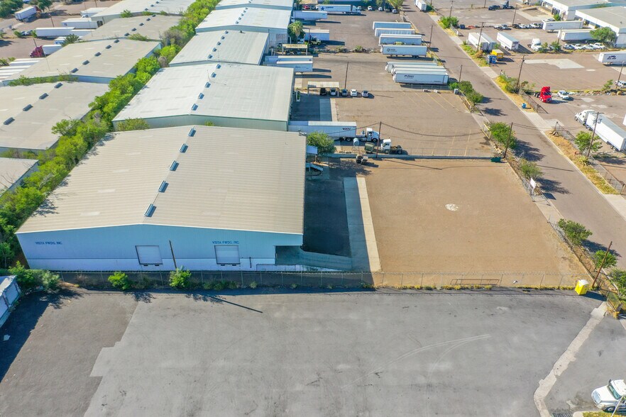 14415 Import Rd, Laredo, TX à vendre - Photo du bâtiment - Image 3 de 59