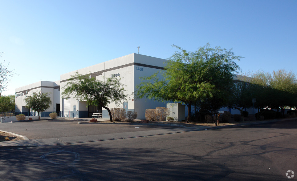 1401 S Siesta Ln, Tempe, AZ for lease - Building Photo - Image 2 of 6