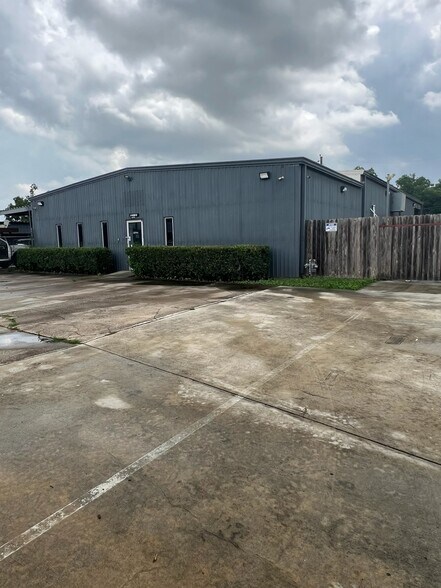 14606 Sheraton St, Houston, TX à louer - Photo du bâtiment - Image 1 de 38