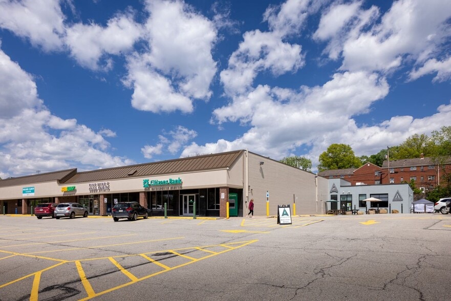 1700-1730 Mt Royal Blvd, Glenshaw, PA à louer - Photo du bâtiment - Image 2 de 11