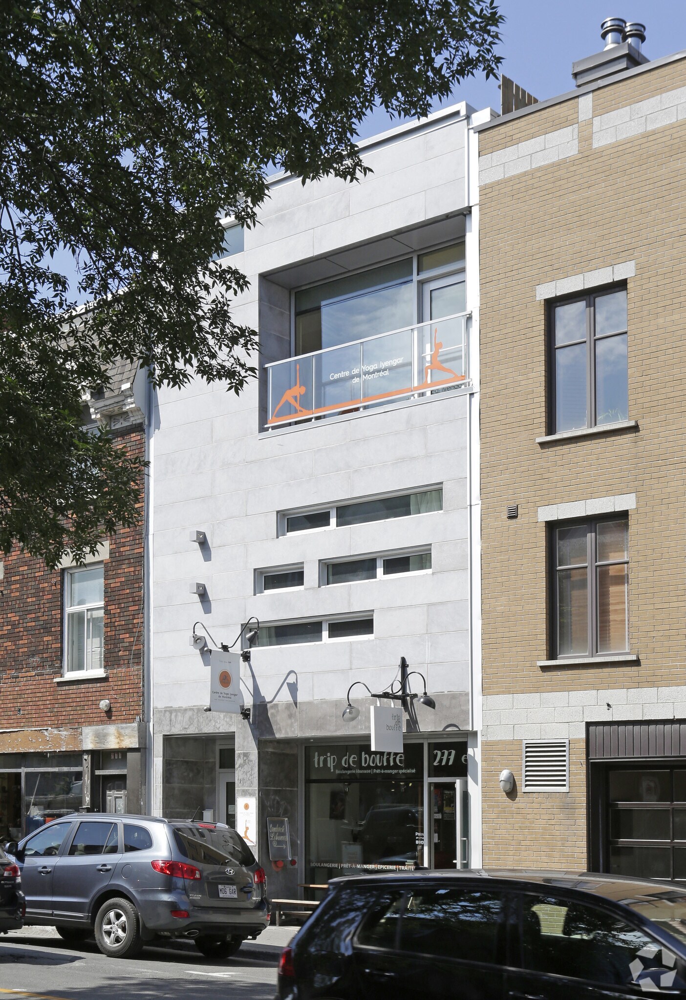 275-277 Av Du Mont-Royal E, Montréal, QC à vendre Photo principale- Image 1 de 1