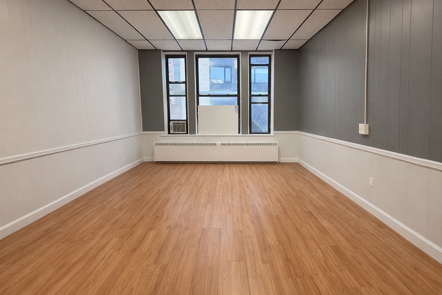 1441 Irving St, Rahway, NJ for lease - Interior Photo - Image 2 of 6