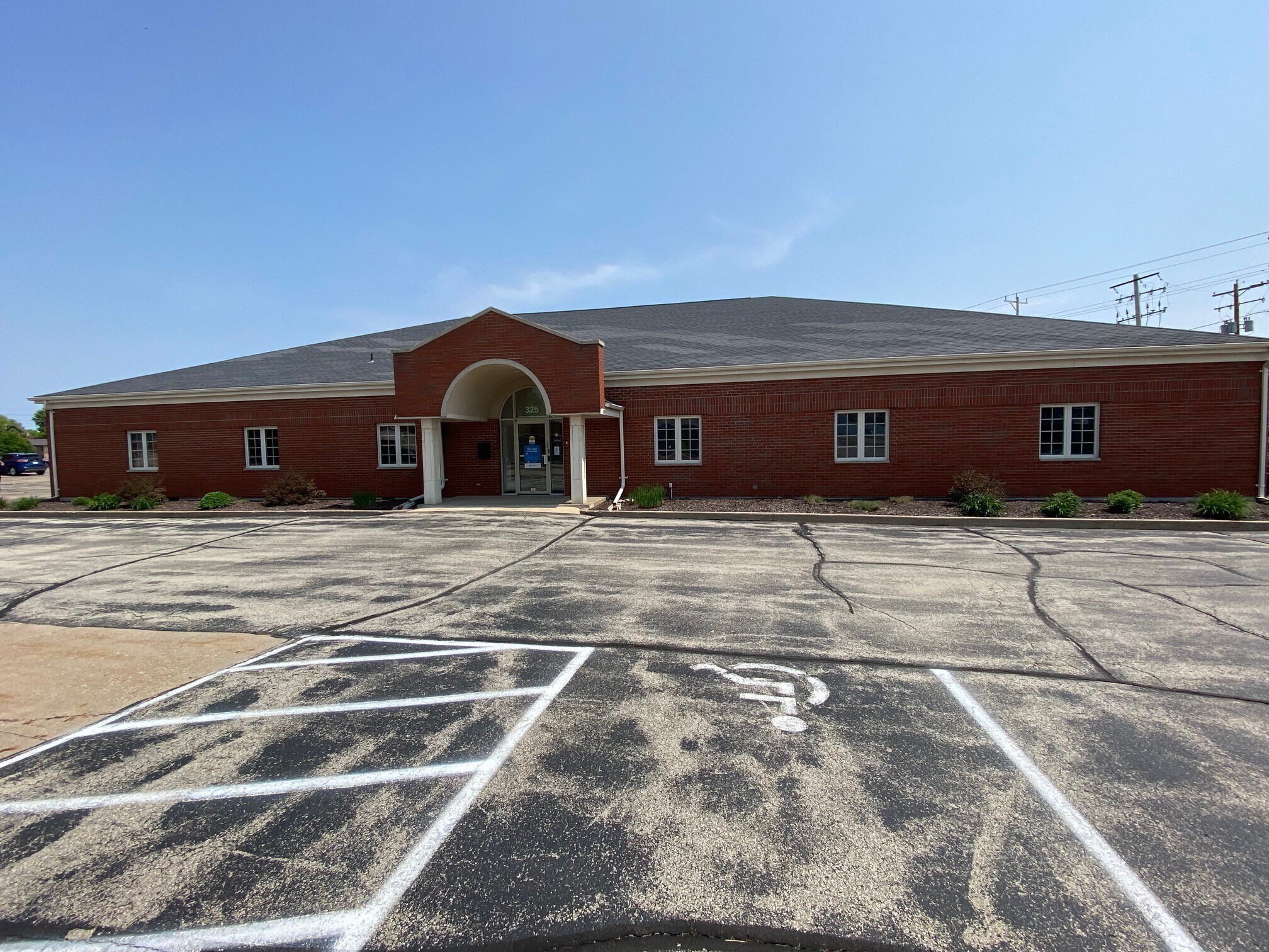 325 N Commercial St, Neenah, WI à vendre Photo principale- Image 1 de 1