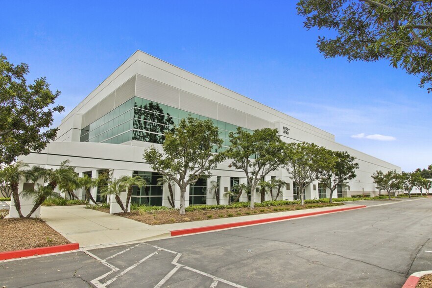 6700-6750 Artesia Blvd, Buena Park, CA à louer - Photo du bâtiment - Image 2 de 9