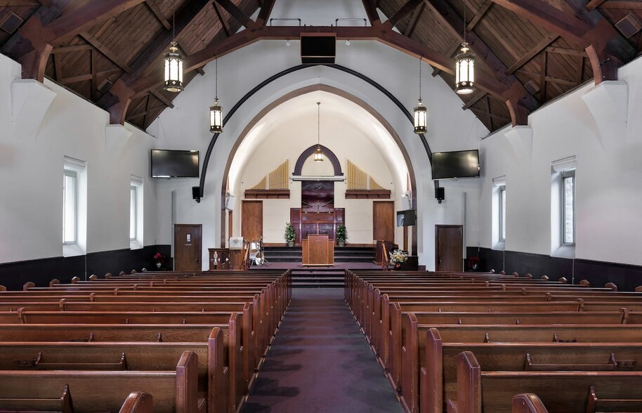 7203 Paseo Blvd, Kansas City, MO for sale - Interior Photo - Image 3 of 5