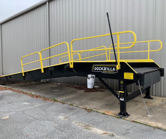 1055 Greenville Blvd SW, Greenville, NC for lease - Building Photo - Image 2 of 7