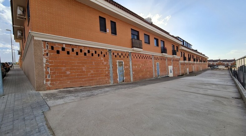 Multifamily in Recas, Toledo for sale - Building Photo - Image 2 of 4