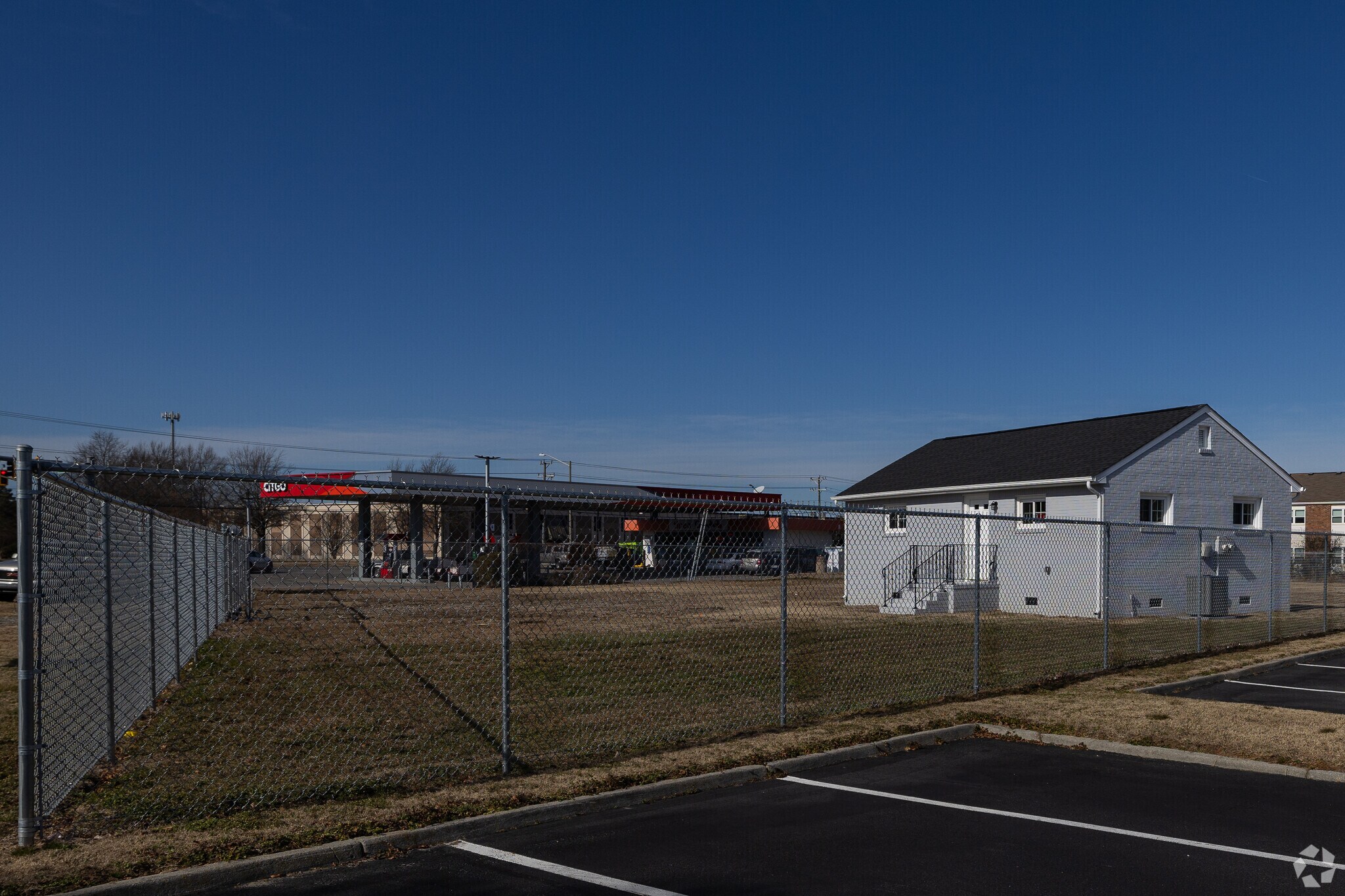 5652 Bayside Rd, Virginia Beach, VA à vendre Photo principale- Image 1 de 13