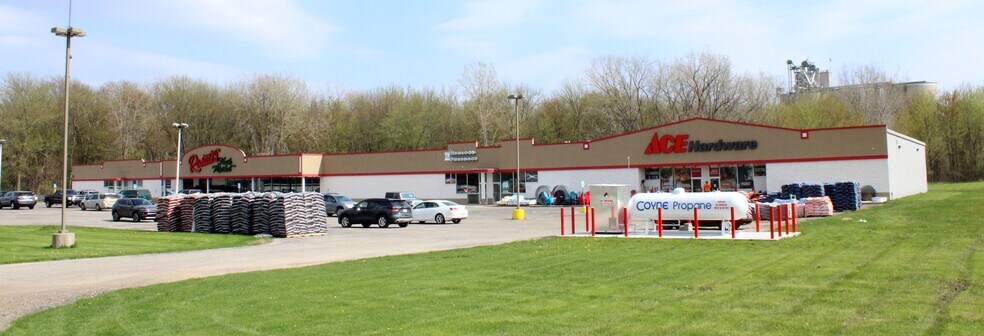 130 Hemlock Plaza Dr, Hemlock, MI for lease - Building Photo - Image 1 of 6