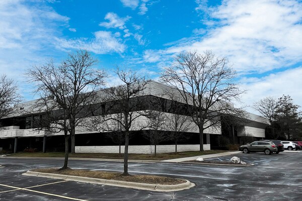 2285 Franklin Rd, Bloomfield Township, MI à louer - Photo du bâtiment - Image 2 de 2