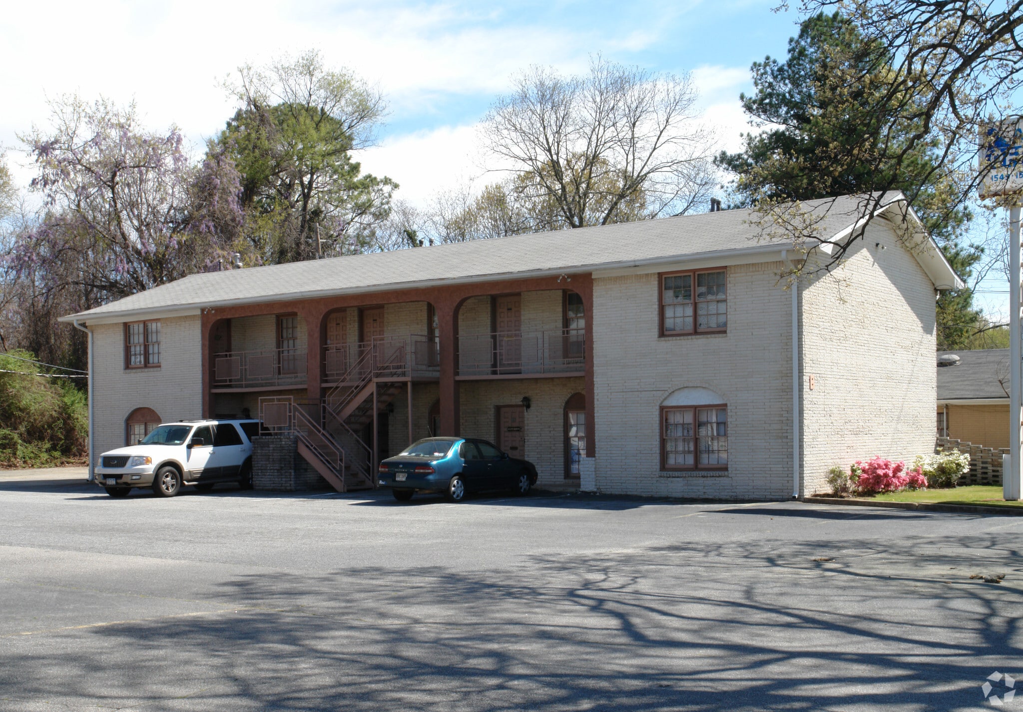 1553 Virginia Ave, Atlanta, GA à louer Photo principale- Image 1 de 3