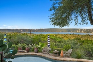 Plus de détails pour 3911 Lago Vista Dr, Austin, TX - Multi-résidentiel à vendre