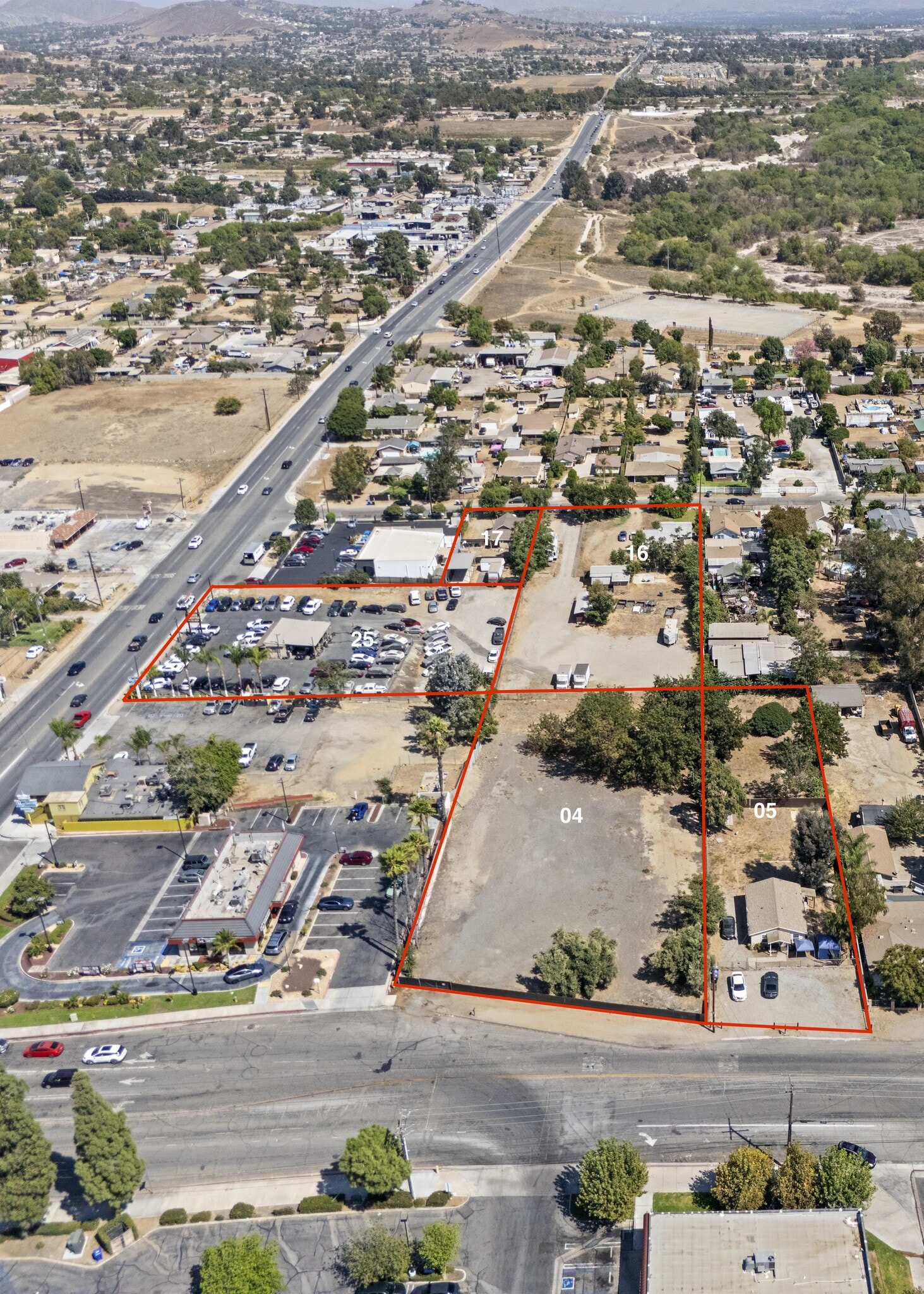 10930 Limonite Ave, Jurupa Valley, CA à vendre Aérien- Image 1 de 9