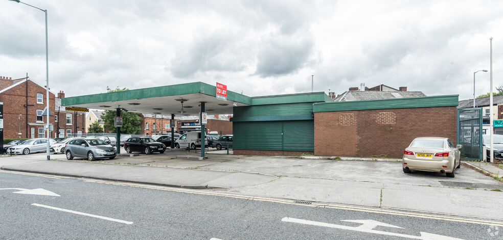 350-366 Wellington Road North, Stockport for sale - Primary Photo - Image 1 of 4