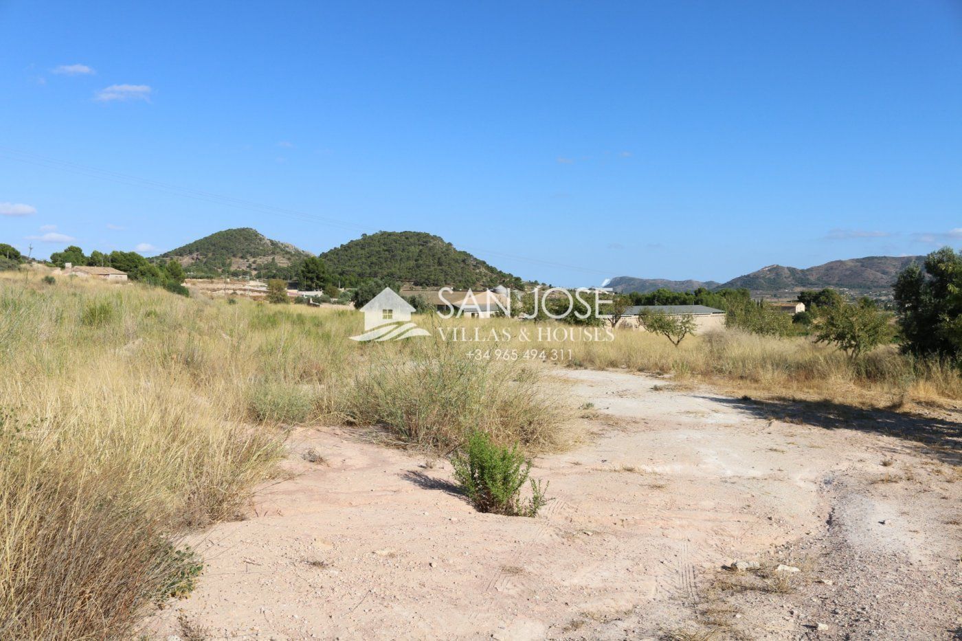 Land in MONÒVER, Alicante for sale Primary Photo- Image 1 of 15