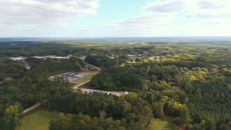 235 N Mosby Ave, Littleton, NC à vendre - Vidéo sur l’inscription commerciale - Image 2 de 47