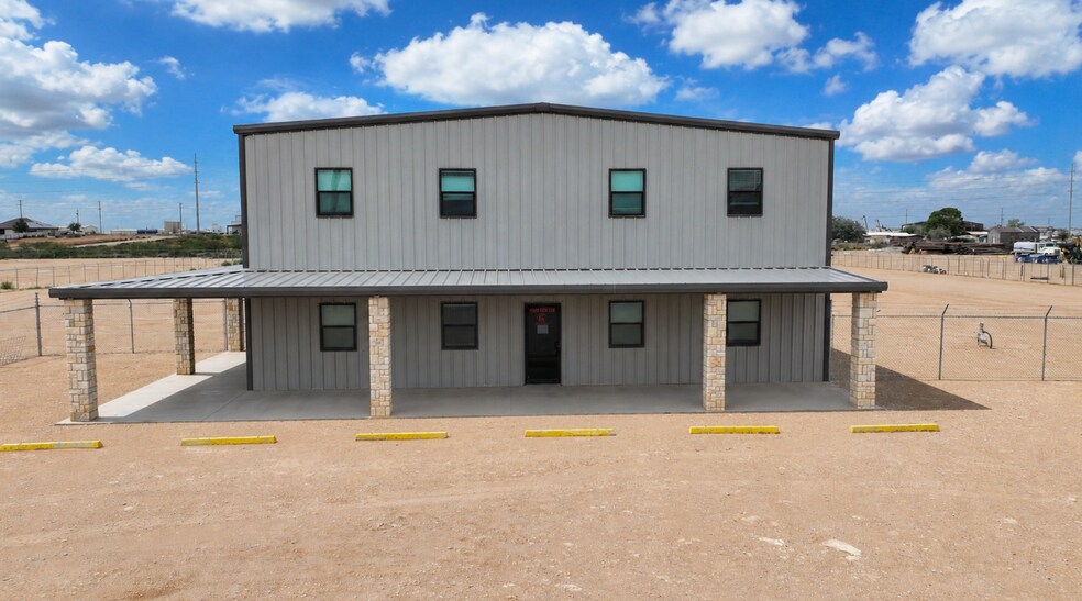 4800 E County 128 rd, Midland, TX à louer - Photo du bâtiment - Image 3 de 36