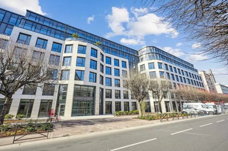 125-129 Rue Du President Wilson, Levallois-Perret à louer - Photo du bâtiment - Image 1 de 32