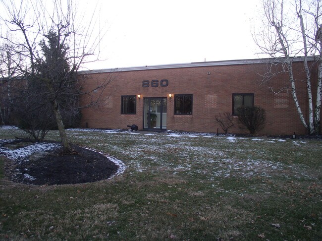 More details for 860 Broad St, Emmaus, PA - Office for Lease