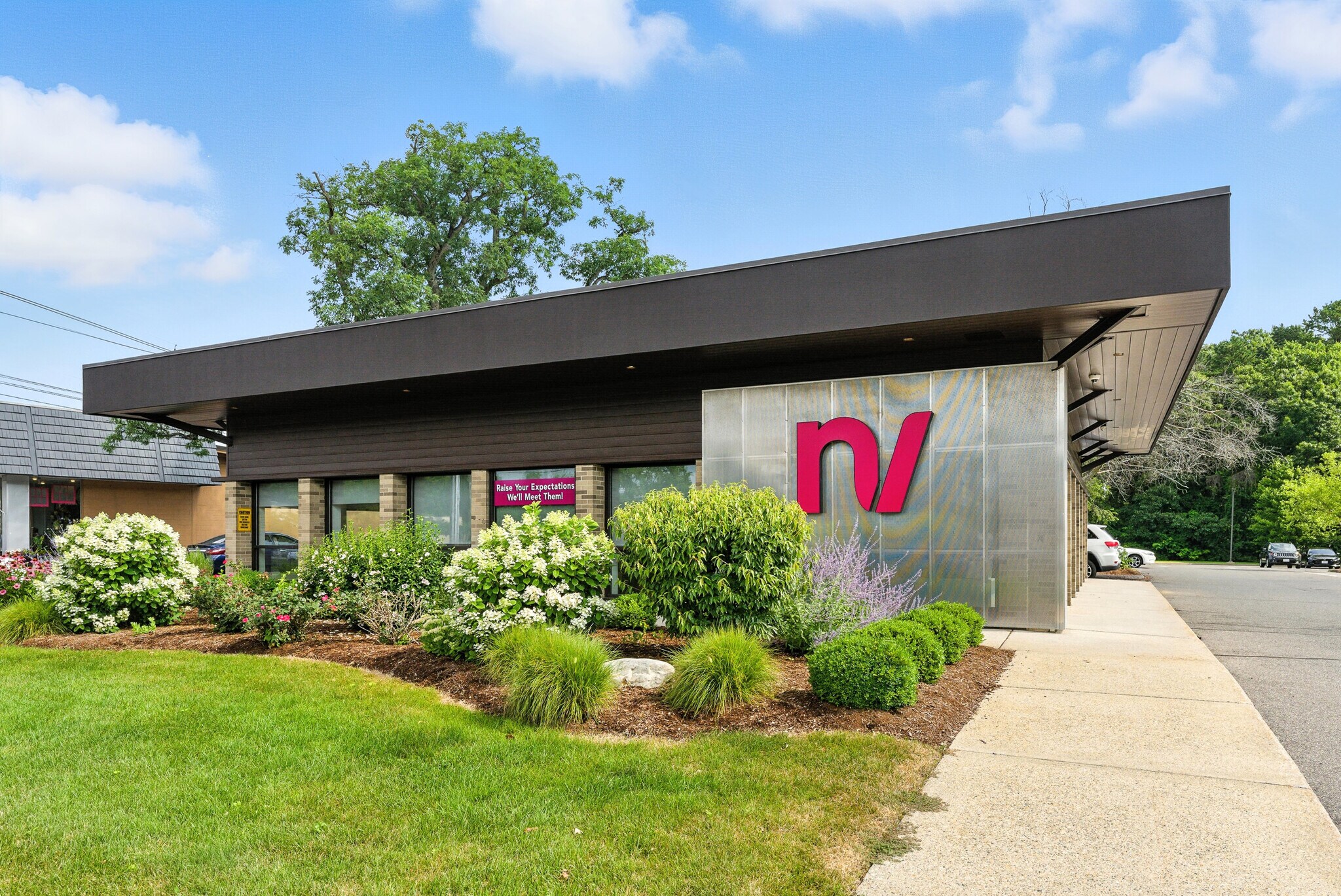 1930 Wilbraham Rd, Springfield, MA à vendre Photo du bâtiment- Image 1 de 7