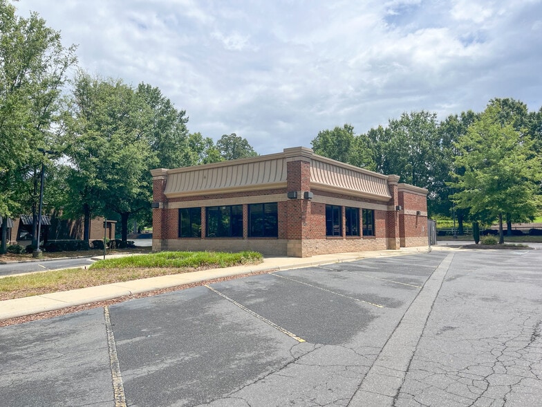 624 Tinsley Way, Rock Hill, SC à vendre - Photo du bâtiment - Image 2 de 6