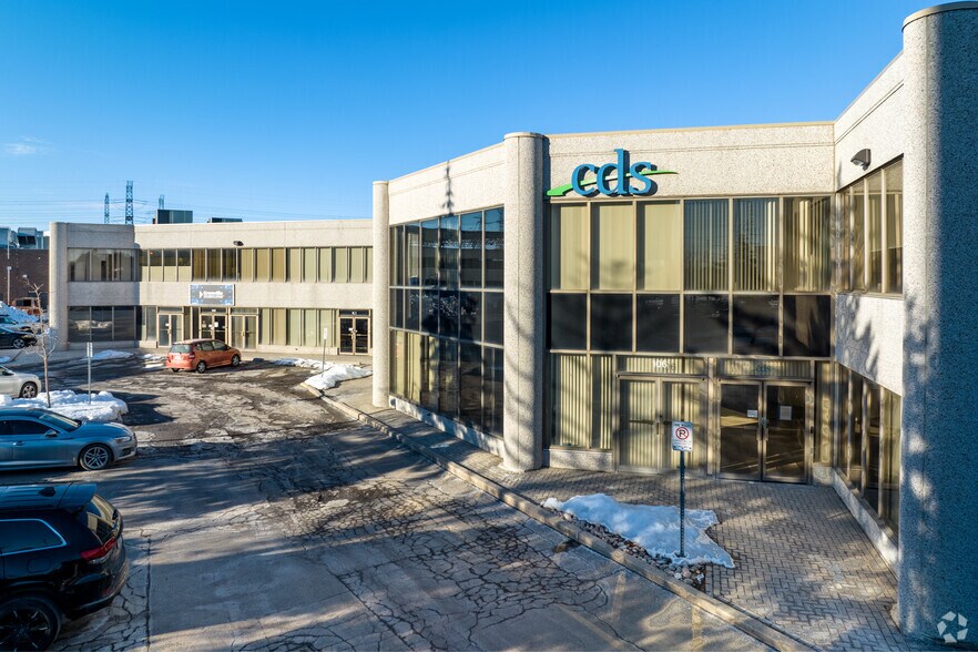 3780 14th Av, Markham, ON à louer - Photo du bâtiment - Image 3 de 6