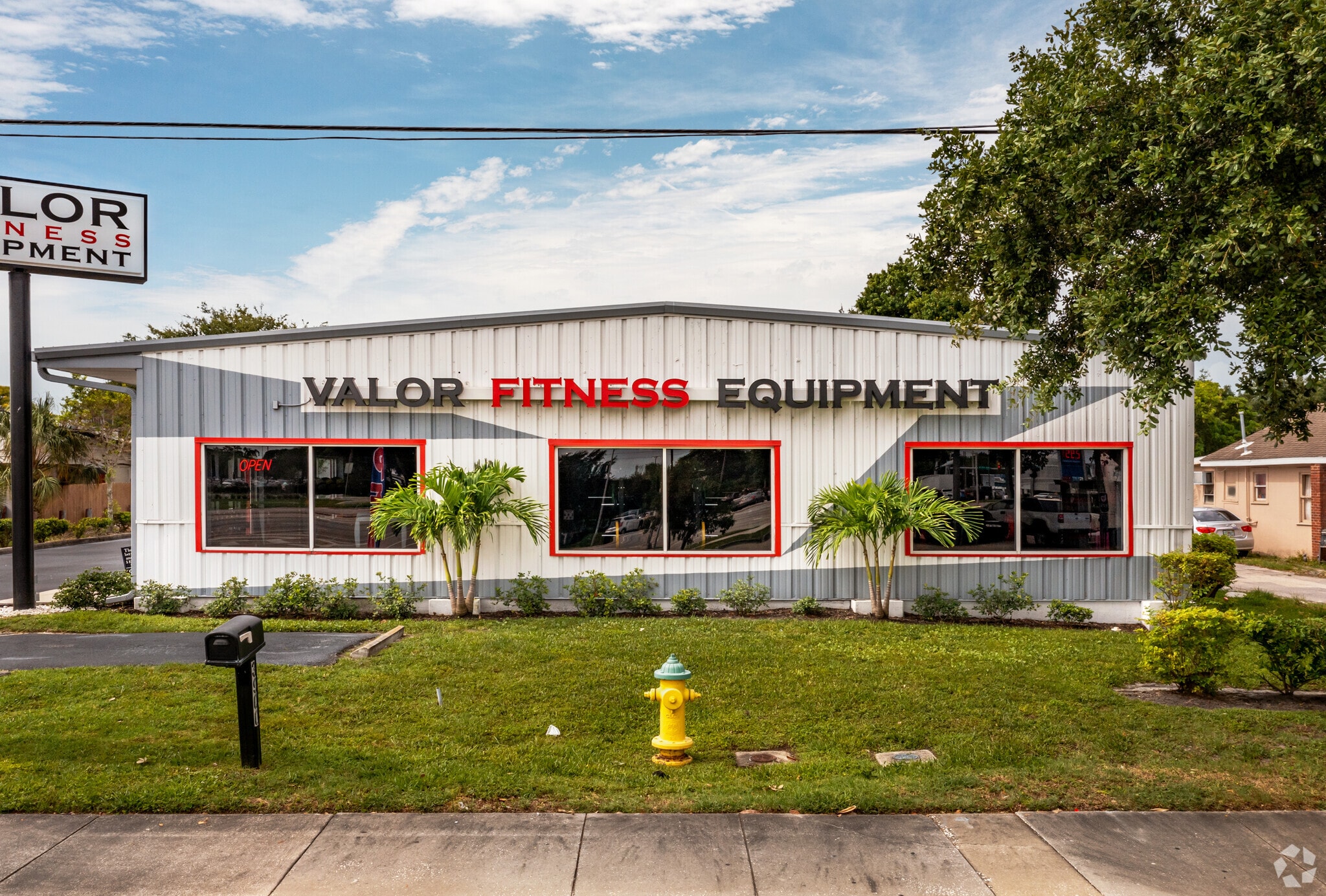 3900 78th Ave, Pinellas Park, FL for lease Building Photo- Image 1 of 6